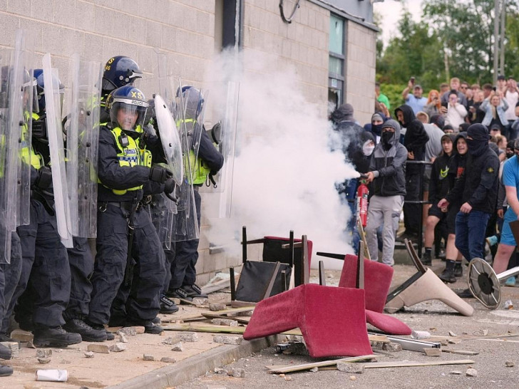 Gewalttätige Ausschreitungen in Rotherham am 04.08.2024