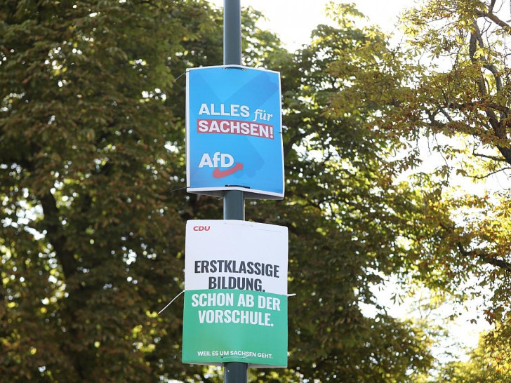 Wahlplakate von AfD und CDU zur Landtagswahl in Sachsen am 06.08.2024