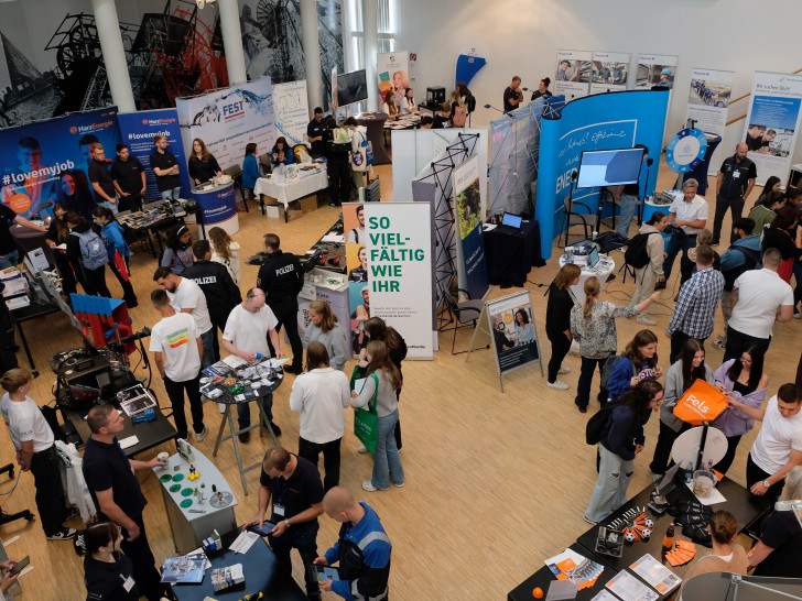 Am 11. und 12. September findet wieder die Berufsstarterbörse AOK & Studienmesse statt.