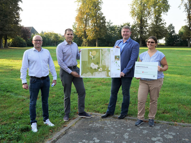 Carsten Hille, Marco Köster, Nils Neuhäuser und Sarah Zapf (v. li.).