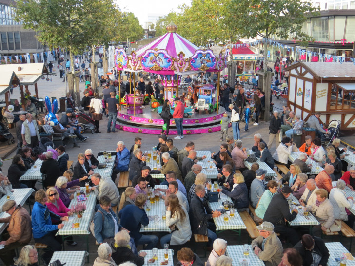 Ende September geht es in der City wieder zünftig zu.