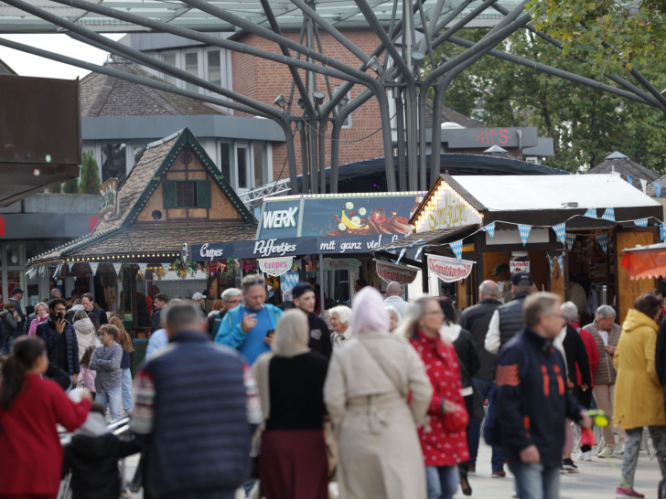 Trotz niedriger Temperaturen war der verkaufsoffene Sonntag gut besucht.