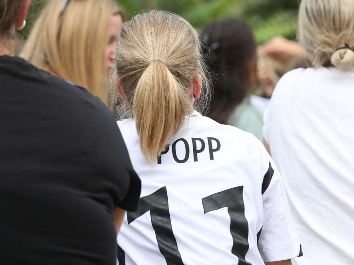 Public Viewing im Berliner Biergarten BRLO (Archiv)