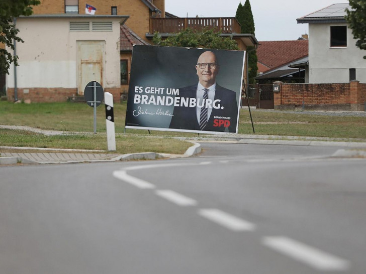 SPD-Wahlplakat mit Dietmar Woidke zur Landtagswahl in Brandenburg (Archiv)