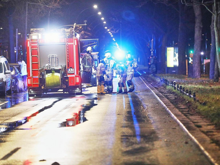 Wasserrohrbruch in der Seestraße in Berlin am 31.12.2024