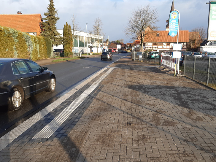 Die Tiefbau- und Pflasterarbeiten an der Haltestelle „Hauptstraße“ im Ortsteil Esbeck sind bereits abgeschlossen. 