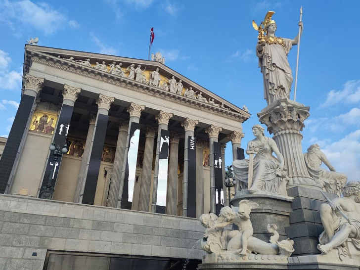 Österreichisches Parlament (Archiv)