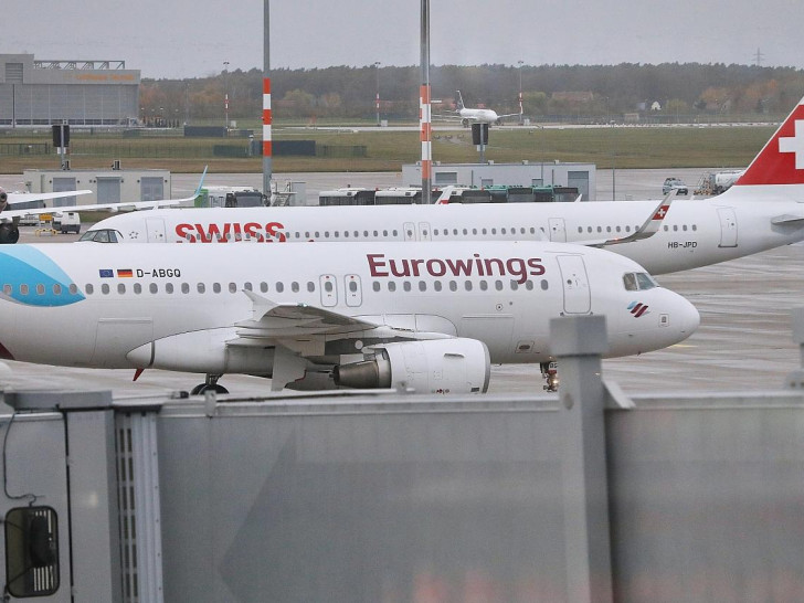 Flugzeuge von Eurowings und Swiss (Archiv)