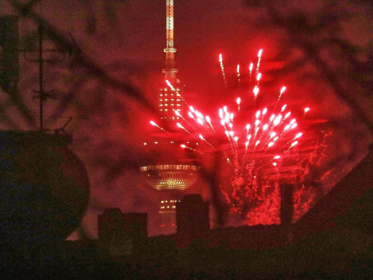 Silvesterfeuerwerk am Berliner Fernsehturm