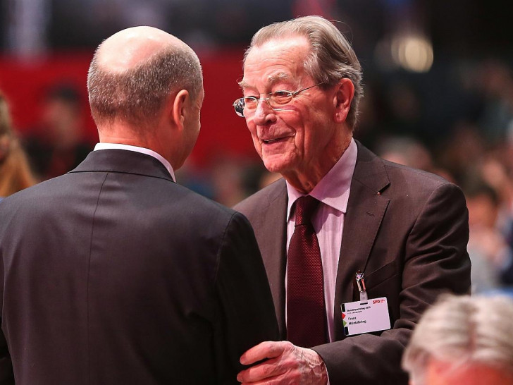 Olaf Scholz und Franz Münteferting am 11.01.2025