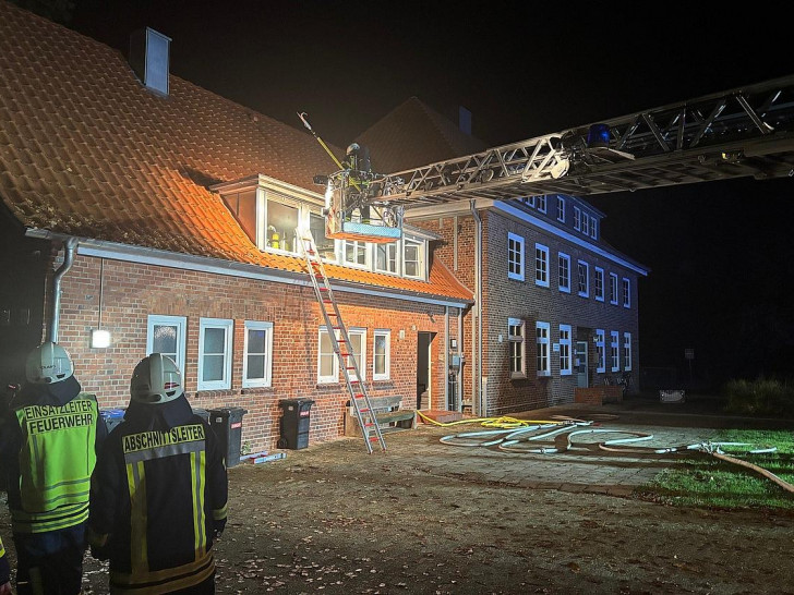 Atemschützer an der Einsatzstelle (Archiv)