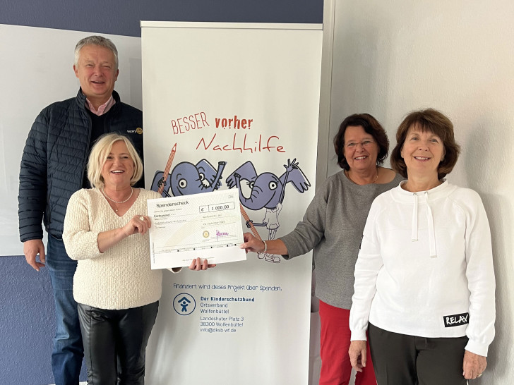 Von links: Thomas Böckmann, Beate Skasa-Lindermeir, Ulrike Hesselbach und Susanne Roßa.