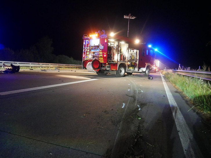Verkehrsunfall auf der A 1 bei Elsdorf (Archiv)