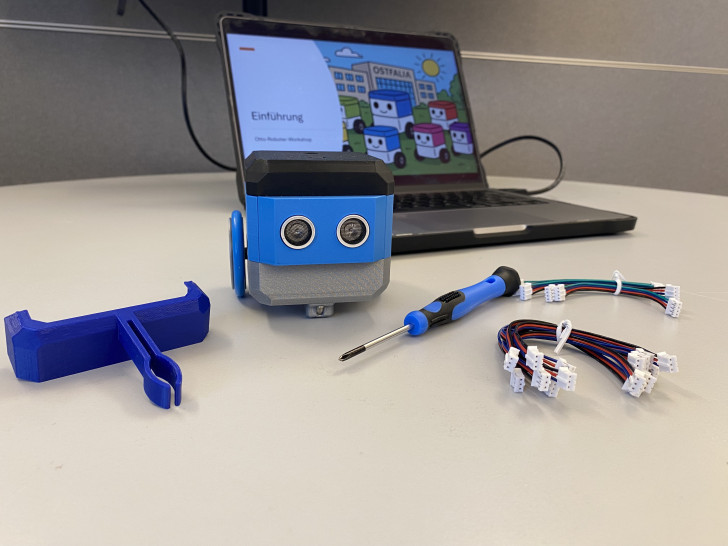 Die "Bots" der Ostfalia sind startklar für ihren Einsatz in Schulen und auf Messen.