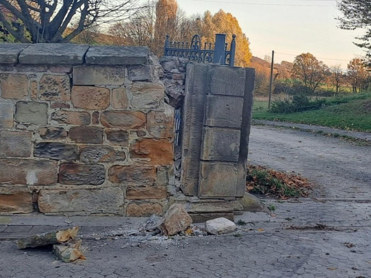 beschädigte Mauer (Archiv)