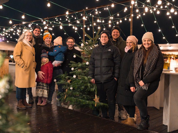 Marion Thomsen (BLSK), Frank Hegele (Soldekk / SNODEKK), Dr. Nicolas Petrek (Soldekk / SNODEKK) & Kids, Falk-Martin Drescher (Kultviertel), Nourdin Tires (Feinkostkomplizen), Alexander von Krosigk (Café BRUNS), Petra Kricke-Schoene (BLSK), Fenja Nietsch (eventives) (v. li.).