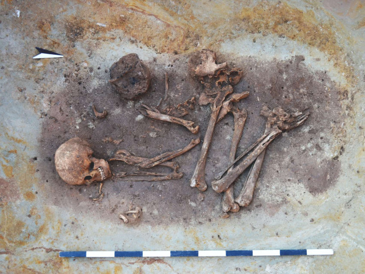 Grab der Glockenbecherkultur aus der Zeit um 2.400 v. Chr..