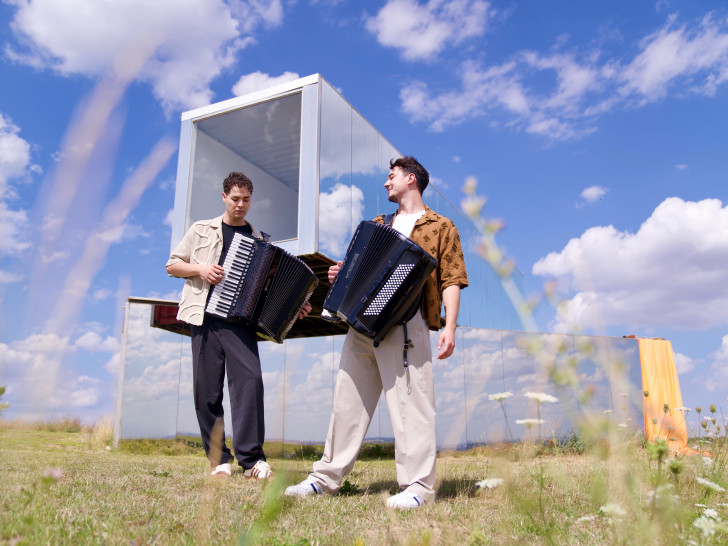 Das Akkordeon-Duo con:trust.