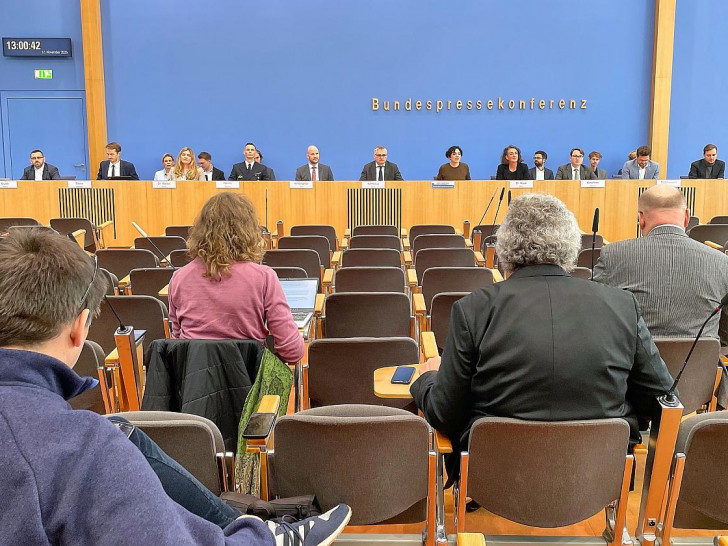 Regierungspressekonferenz am 12.11.2025