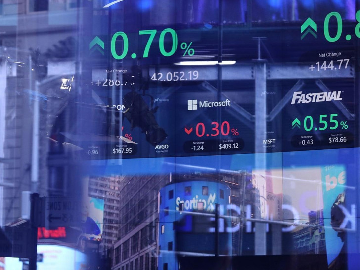 Börsenkurse von Microsoft und Fastenal (Archiv)