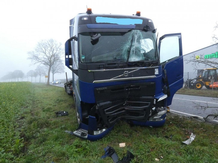 Verunfallter LKW (Archiv)