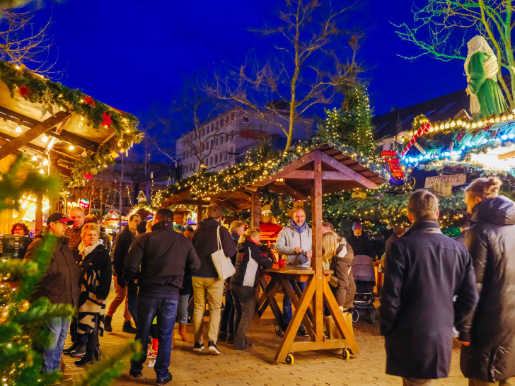 Bereits die erste Woche des Weihnachtsmarktes startet mit einem vollen Programm. 