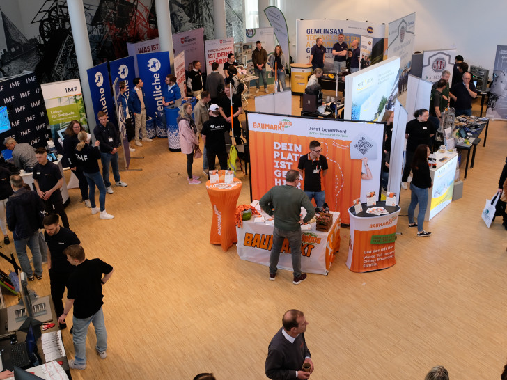 Im kommenden Jahr will der Landkreis bei der Berufsorientierung mit einem neuen Messekonzept punkten. Die #TschüssSchule wird es in ihrer bisherigen Form nicht mehr geben. In diesem Jahr wurde diese Messe noch im Kreishaus veranstaltet.