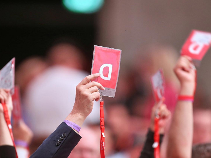 Abstimmung auf SPD-Parteitag (Archiv)