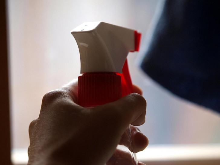 Fensterputzen (Archiv)