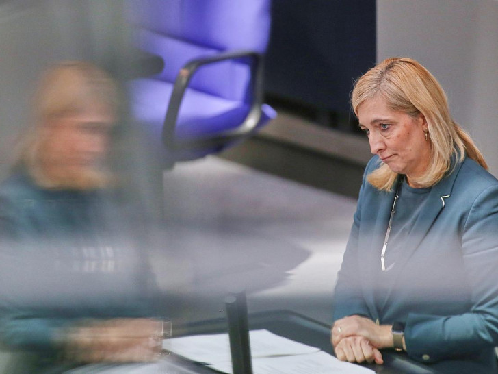 Nina Warken am 27.11.2025