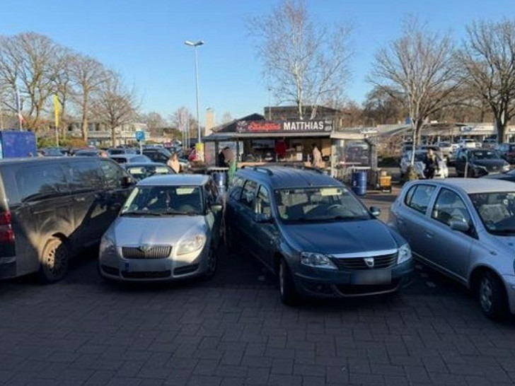 Senior erfasst zwei Fußgänger beim Wümme-Park (Archiv)