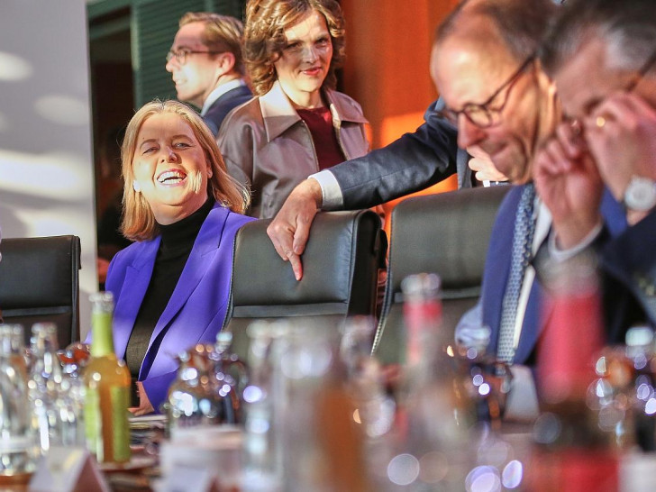 Bärbel Bas und Friedrich Merz im Kabinett