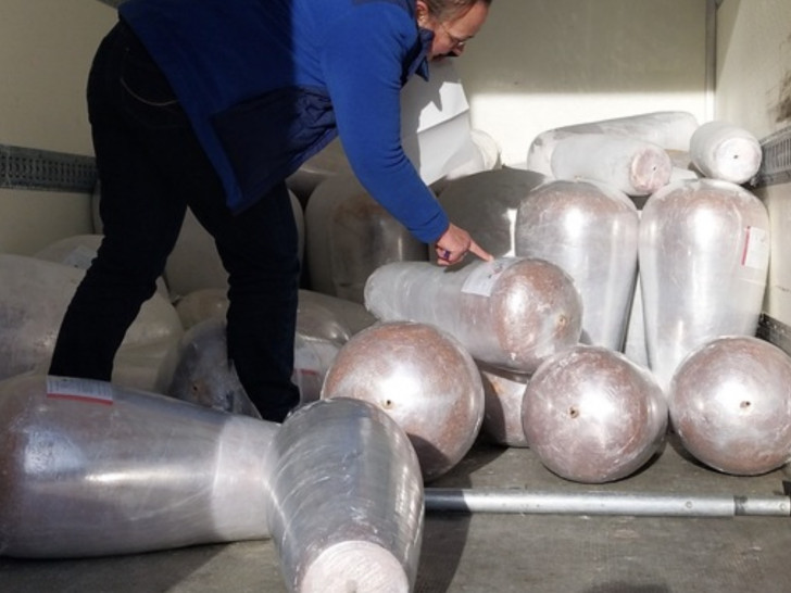 Der Zoll stoppte auf der A2 einen Transporter, der Dönerspieße geladen hatte. 