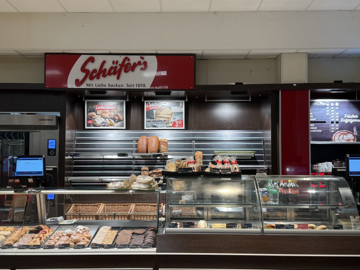 Die Bäckerei Schäfer's hat in einigen REWE-Märkten ihre Filialen geschlossen. 