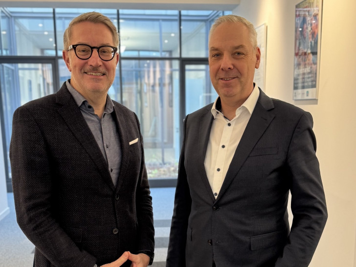 Gerold Leppa (links) legt die Geschäftsführung der Braunschweig Zukunft GmbH Anfang Januar 2026 nieder und wird neuer Stadtbaurat. Der bisherige Prokurist Jörg Meyer übernimmt interimistisch die Nachfolge als Geschäftsführer der Wirtschaftsförderung.