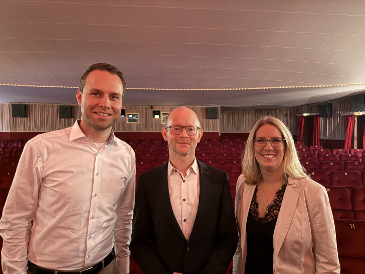 Dennis Berger, Sascha Dietrich und Inga Dixon bei der Vorstellung des SPD-Kandidaten.
