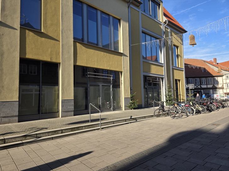 Tourist-Info und Theaterkasse ziehen gemeinsam ins Löwentor.