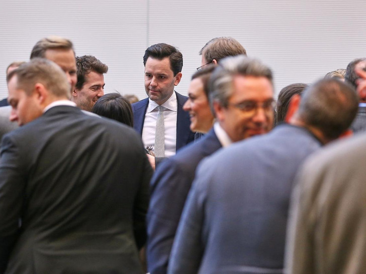 Johannes Winkel und andere Renten-Rebellen am 02.12.2025