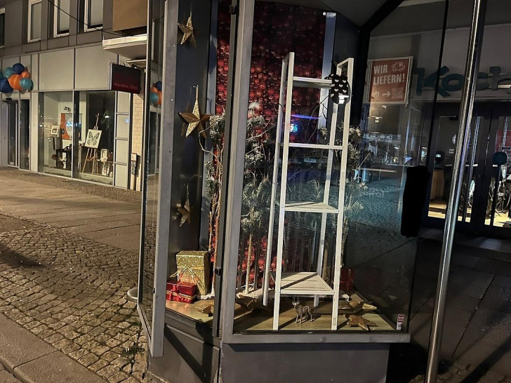 Vitrine in der Almstraße (Archiv)
