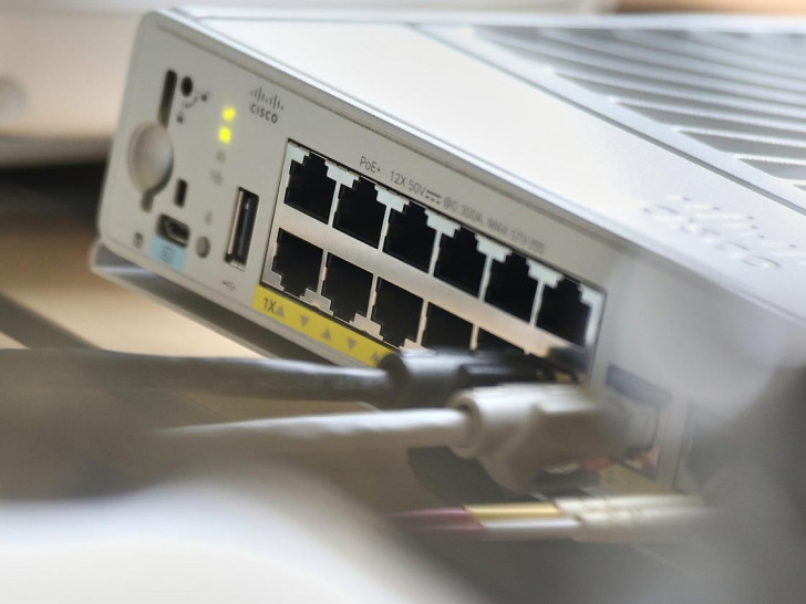 Netzwerk-Patchpanel (Archiv)