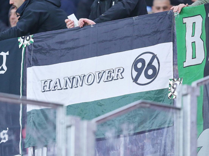 Fans von Hannover 96 (Archiv)