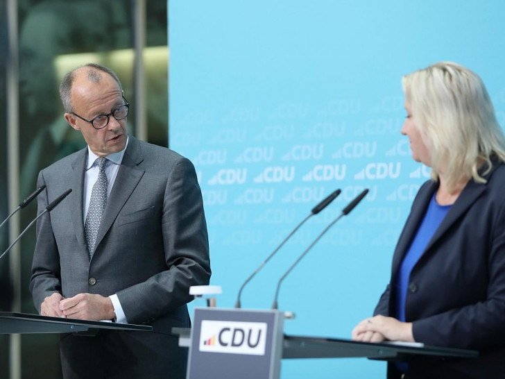 Friedrich Merz und Ines Claus (Archiv)