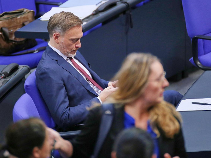 Christian Lindner, im Vordergrund Katharina Dröge am 31.01.2025
