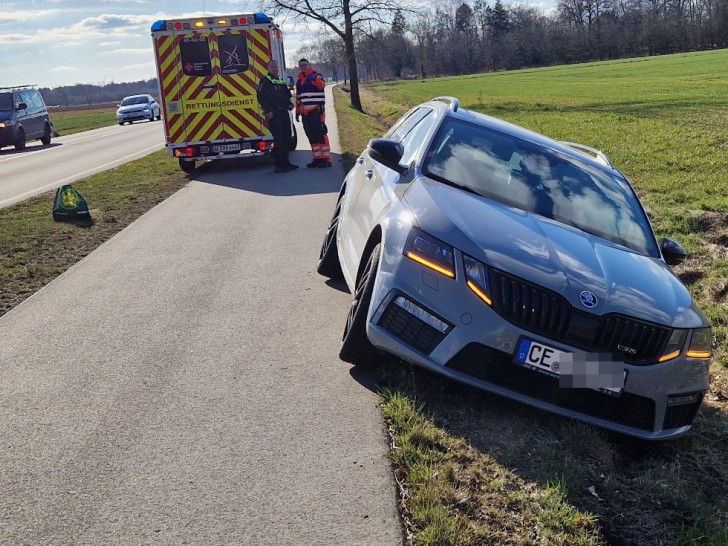 Die Insassen des Skoda kamen verletzt ins Krankenhaus.