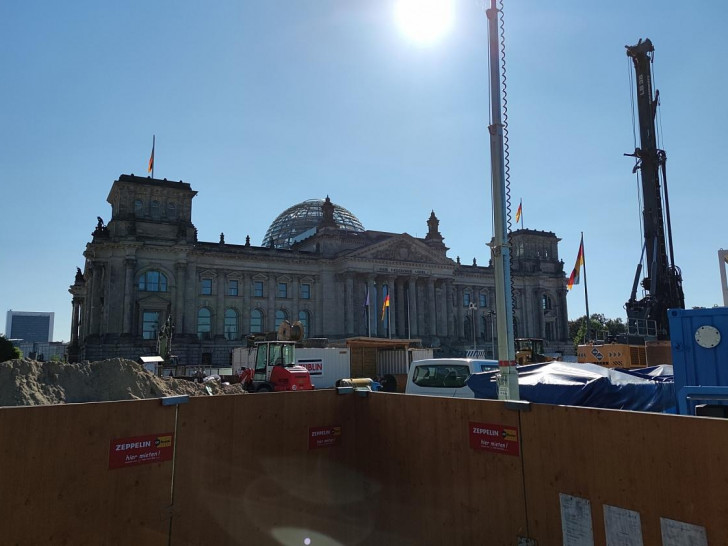 Baustelle vor Deutschem Bundestag (Archiv)