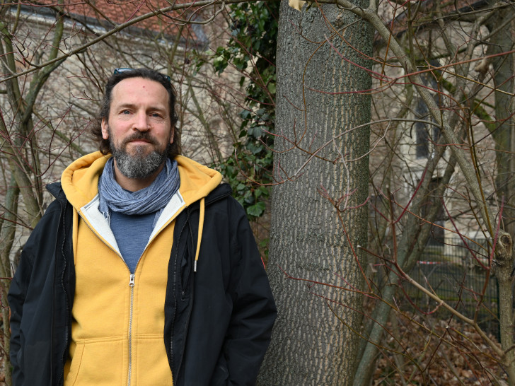 Matthias Hoferichter ist seit 1. März Friedhofsleiter auf dem Katholischen Friedhof in Braunschweig.