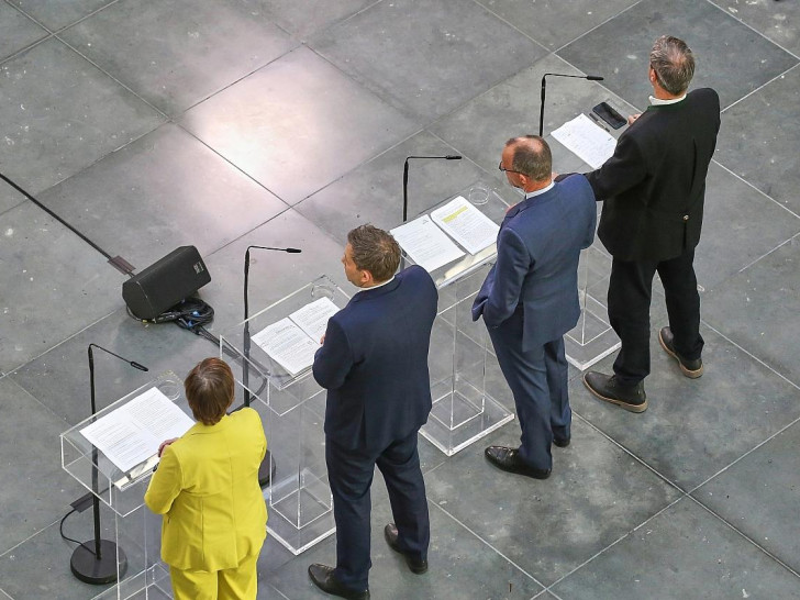 Saskia Esken, Lars Klingbeil, Friedrich Merz, Markus Söder am 08.03.2025