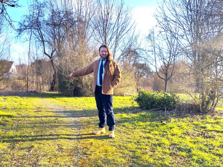 Leo Pröttel, Verkehrspolitischer Sprecher, Ratsgruppe Bündnis 90 / Die Grünen • Die PARTEI) im Meeschepark.