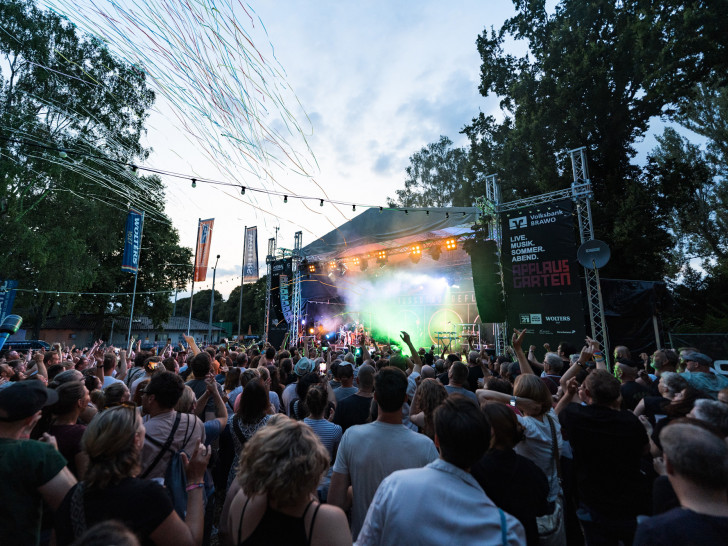 Braunschweig startet in die Open-Air-Saison: Der Applaus Garten lädt ab dem 28. Mai zu abwechslungsreichen Konzerten unter freiem Himmel ein. 