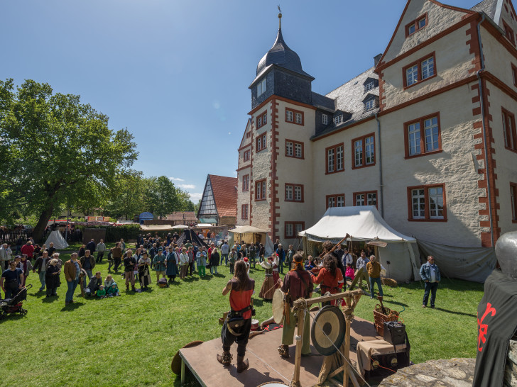 Am Muttertagswochenende findet wieder das traditionelle Museumsfest am Schloss Salder statt.